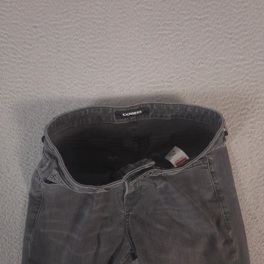 Express Jeans Mens 32x34 Gray Skinny Hyper Stretch Denim Slim Leg Pants Preppy